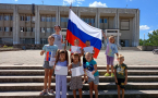 Государственный флаг России — символ единства и гордости